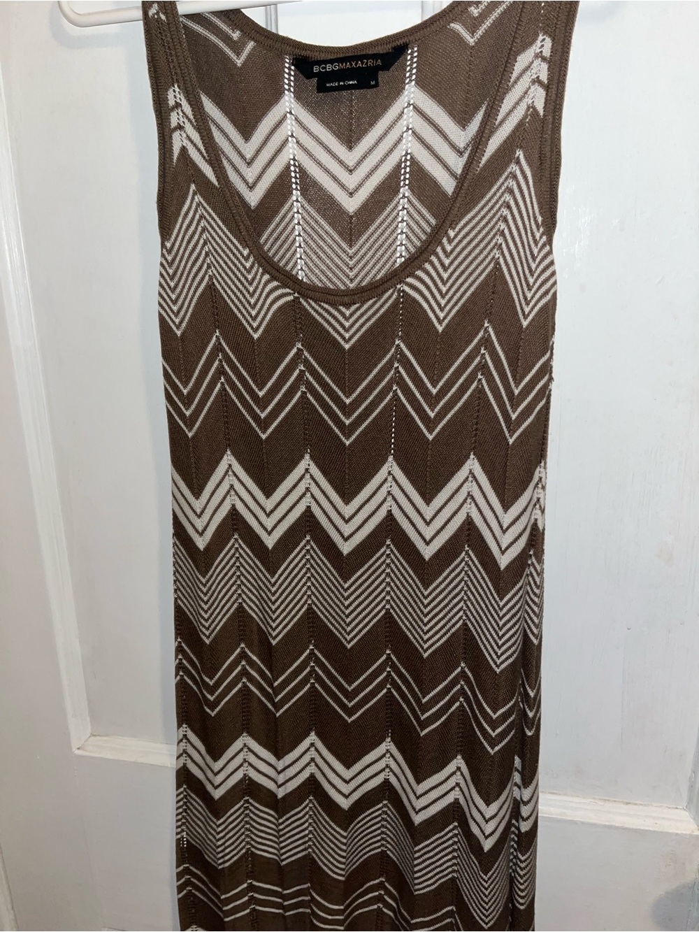 BCBGMaxAzria Brown & Cream Chevron Knit Maxi Skirt